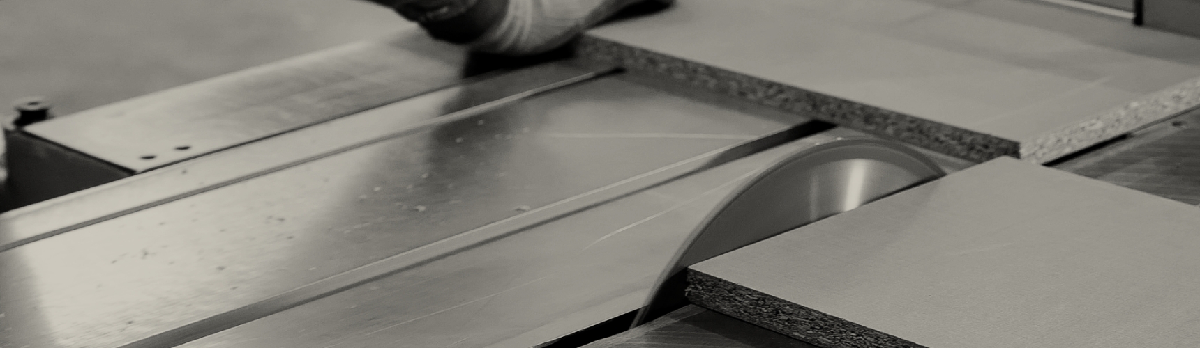 Strazzer - Esperti nella lavorazione del legno Strazzer - Esperti nella lavorazione del legno